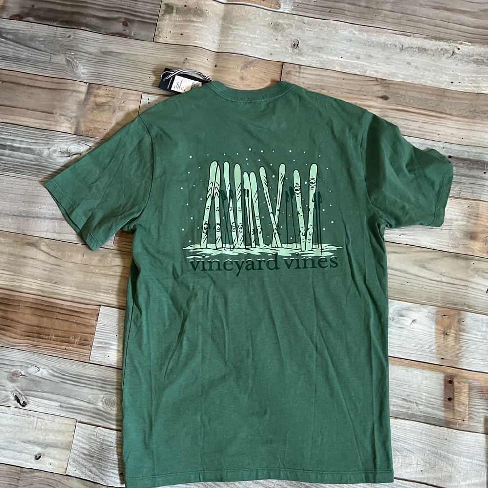 Vineyard Vines SS Apres Ski PKT T